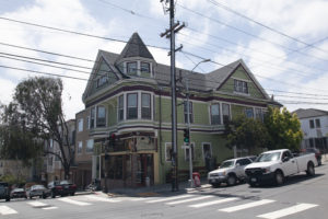 san francisco custom painting green house11